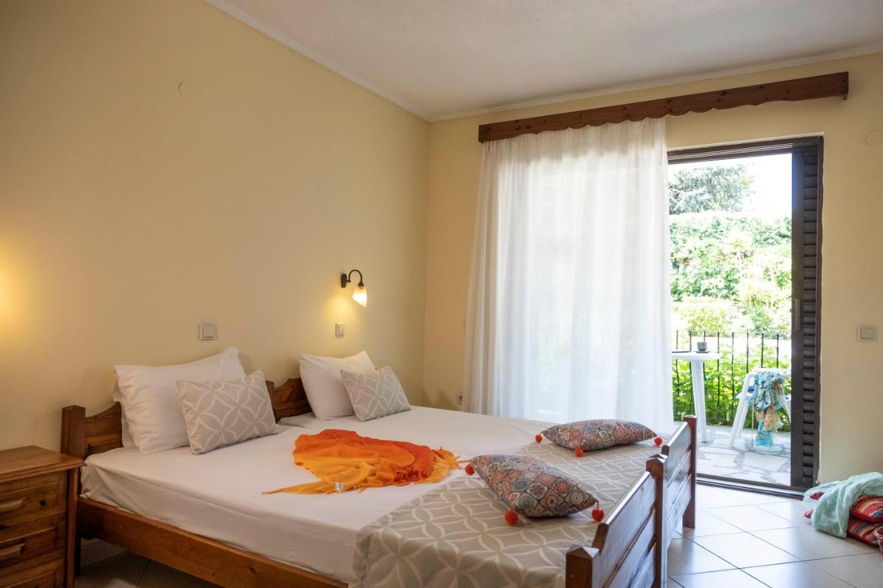Aristides Hotel Fourka Exterior foto
